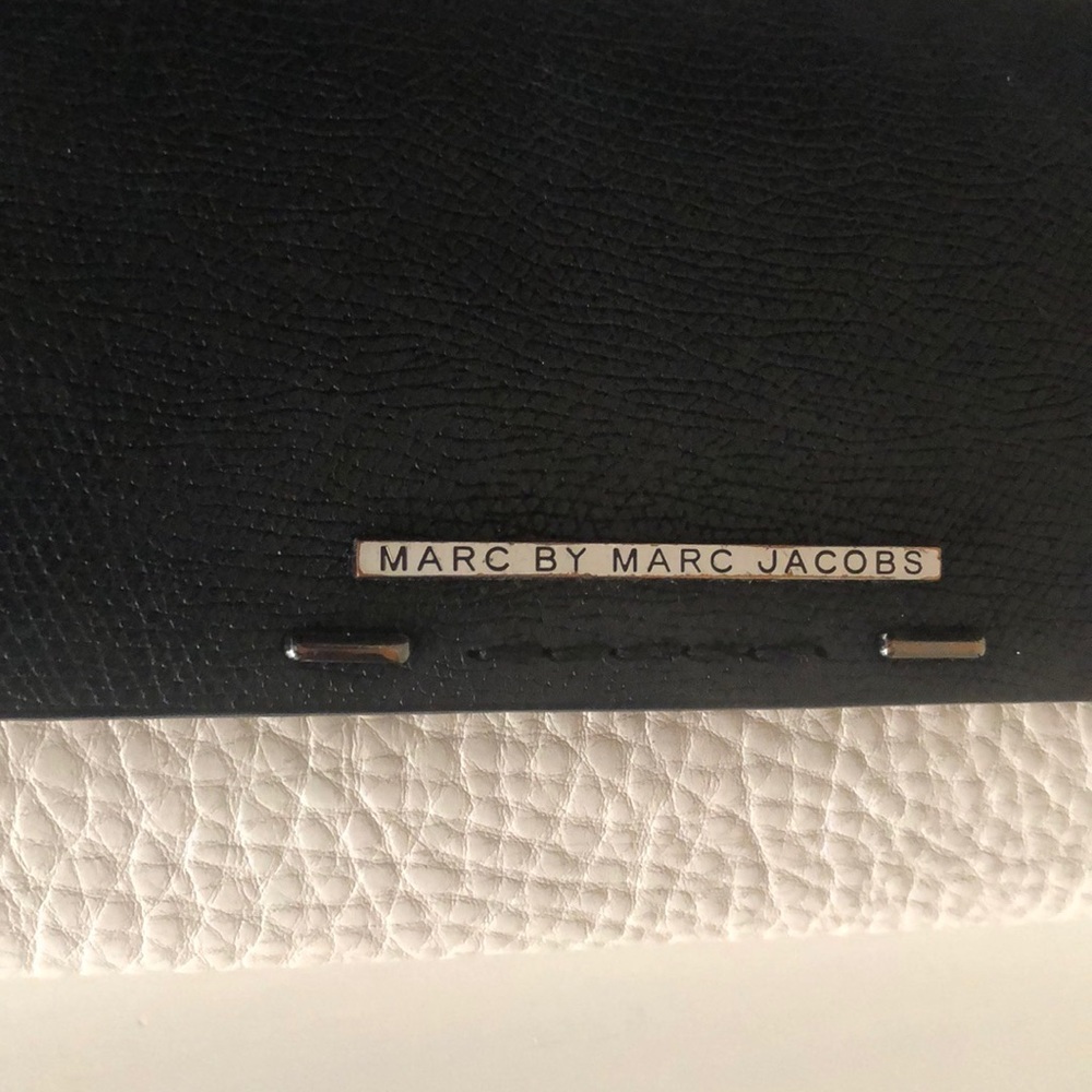 Marc Jacobs wallet - Picture 2 of 4